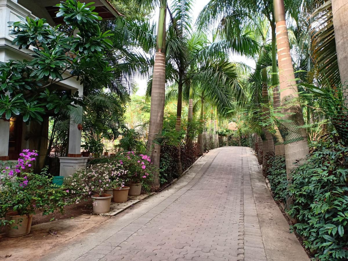 Mystica Resort Lonavala Exterior photo